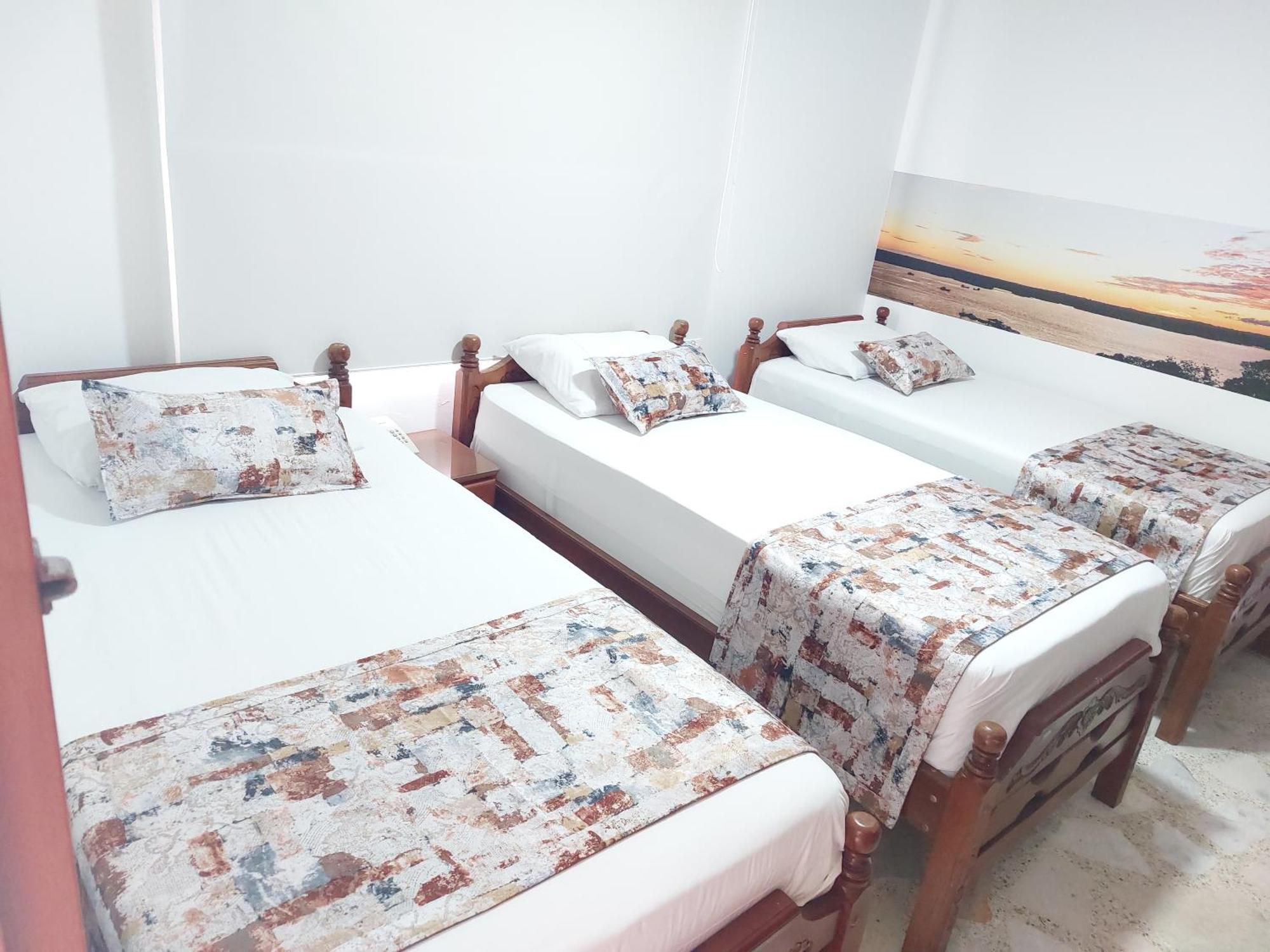 Hotel Steven Buenaventura Extérieur photo