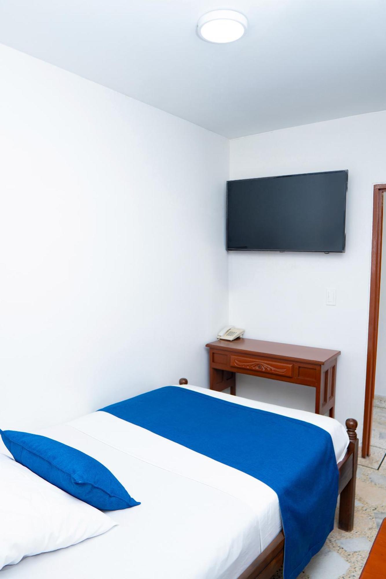 Hotel Steven Buenaventura Extérieur photo