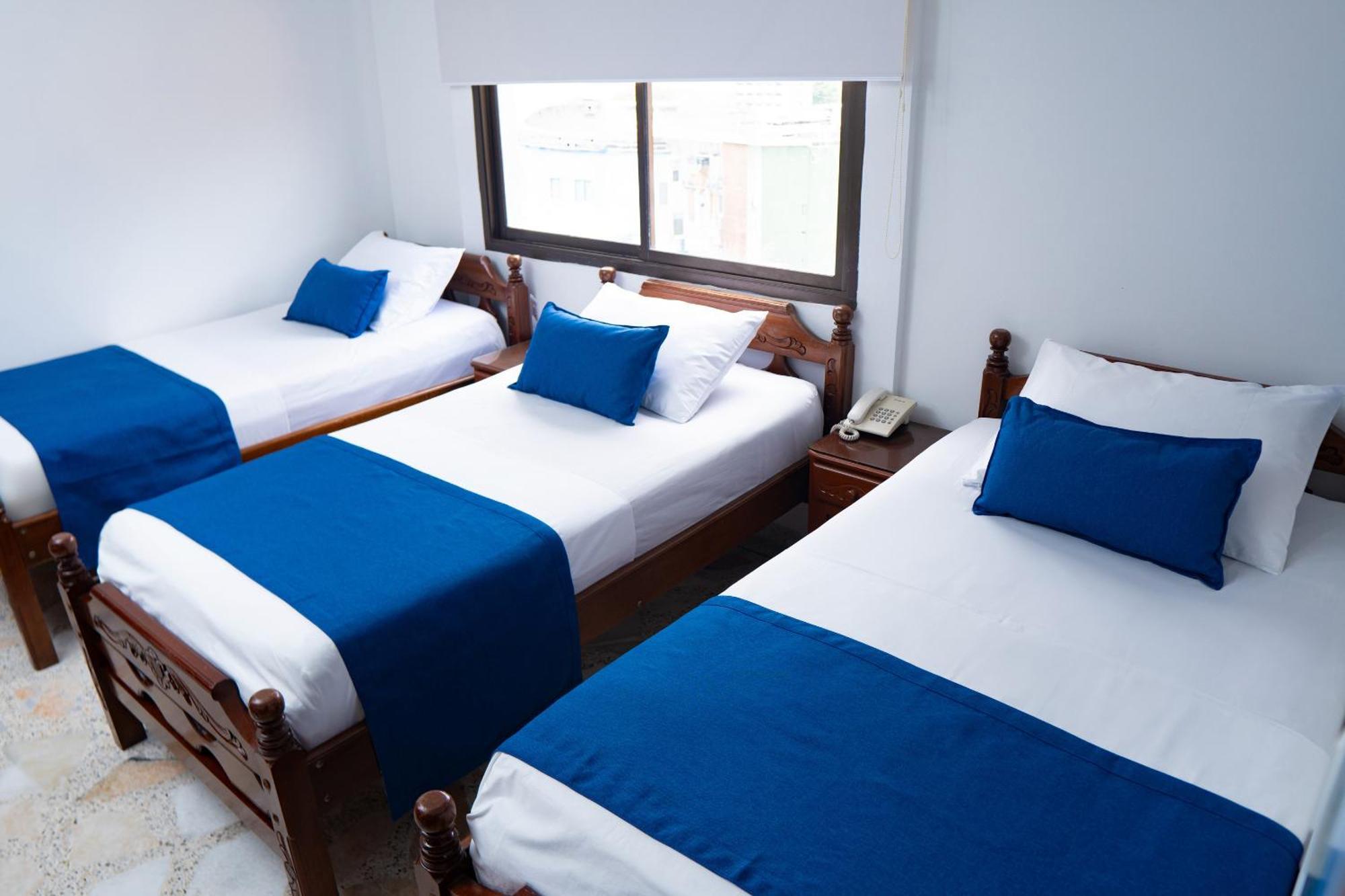 Hotel Steven Buenaventura Extérieur photo