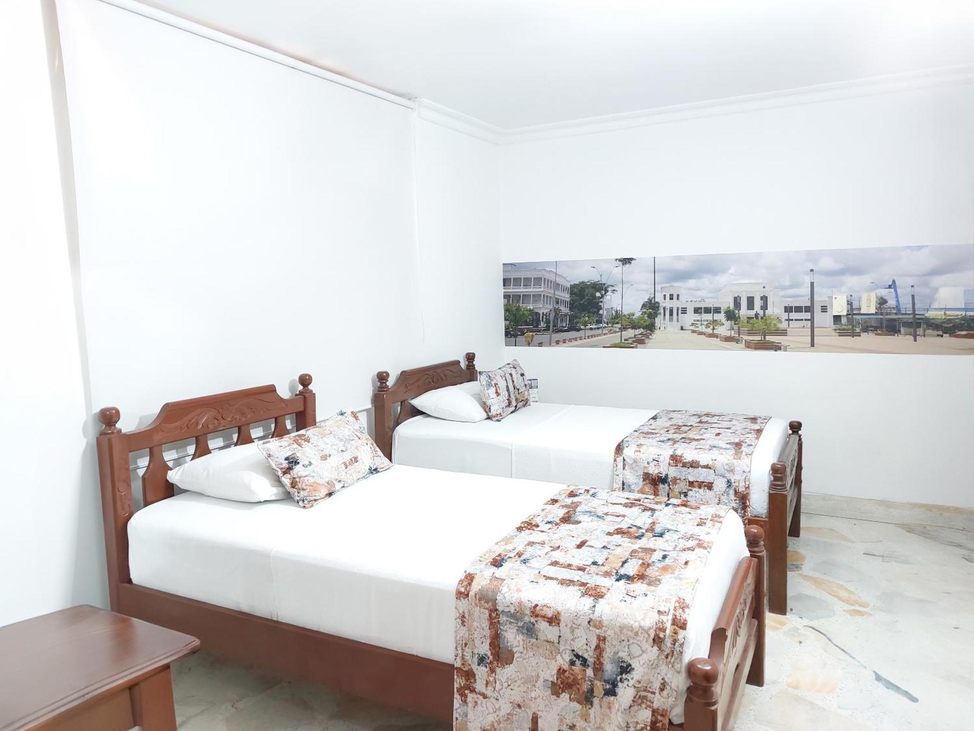 Hotel Steven Buenaventura Extérieur photo